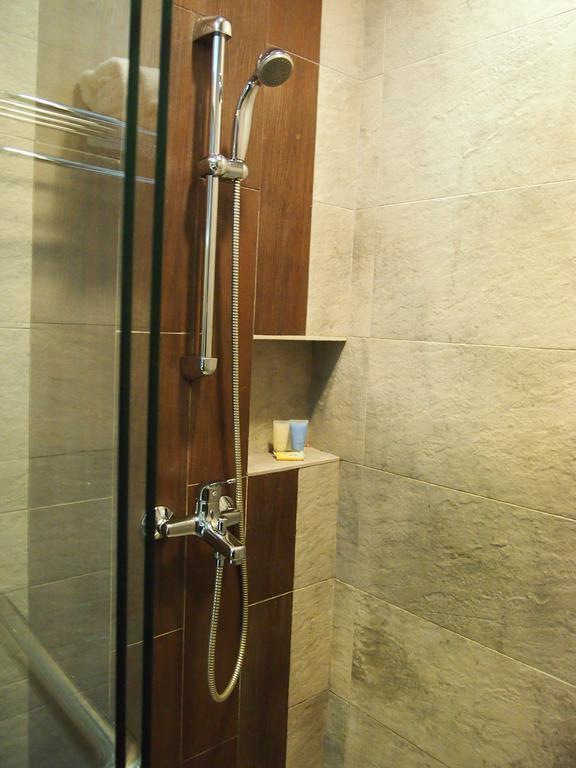 Roomz Hotel Seria Kültér fotó