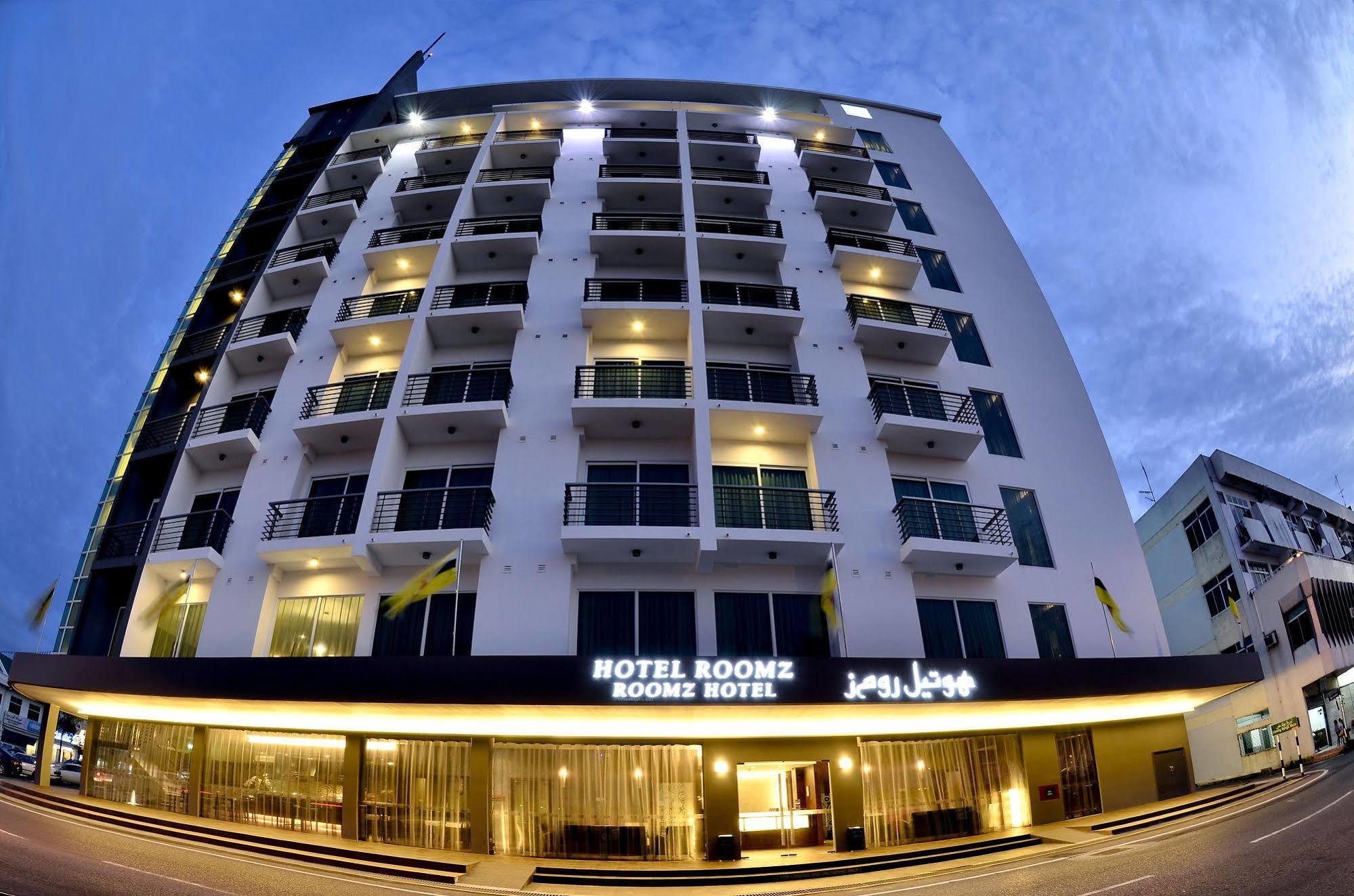 Roomz Hotel Seria Kültér fotó